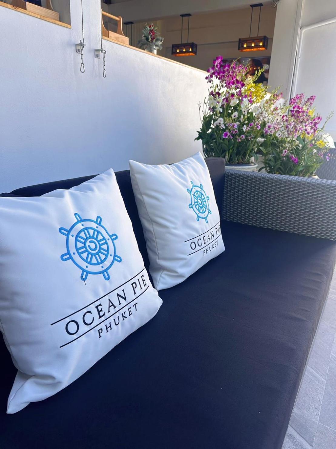 Ocean Pie Phuket - Adult Only Hotel Rawai Exterior photo