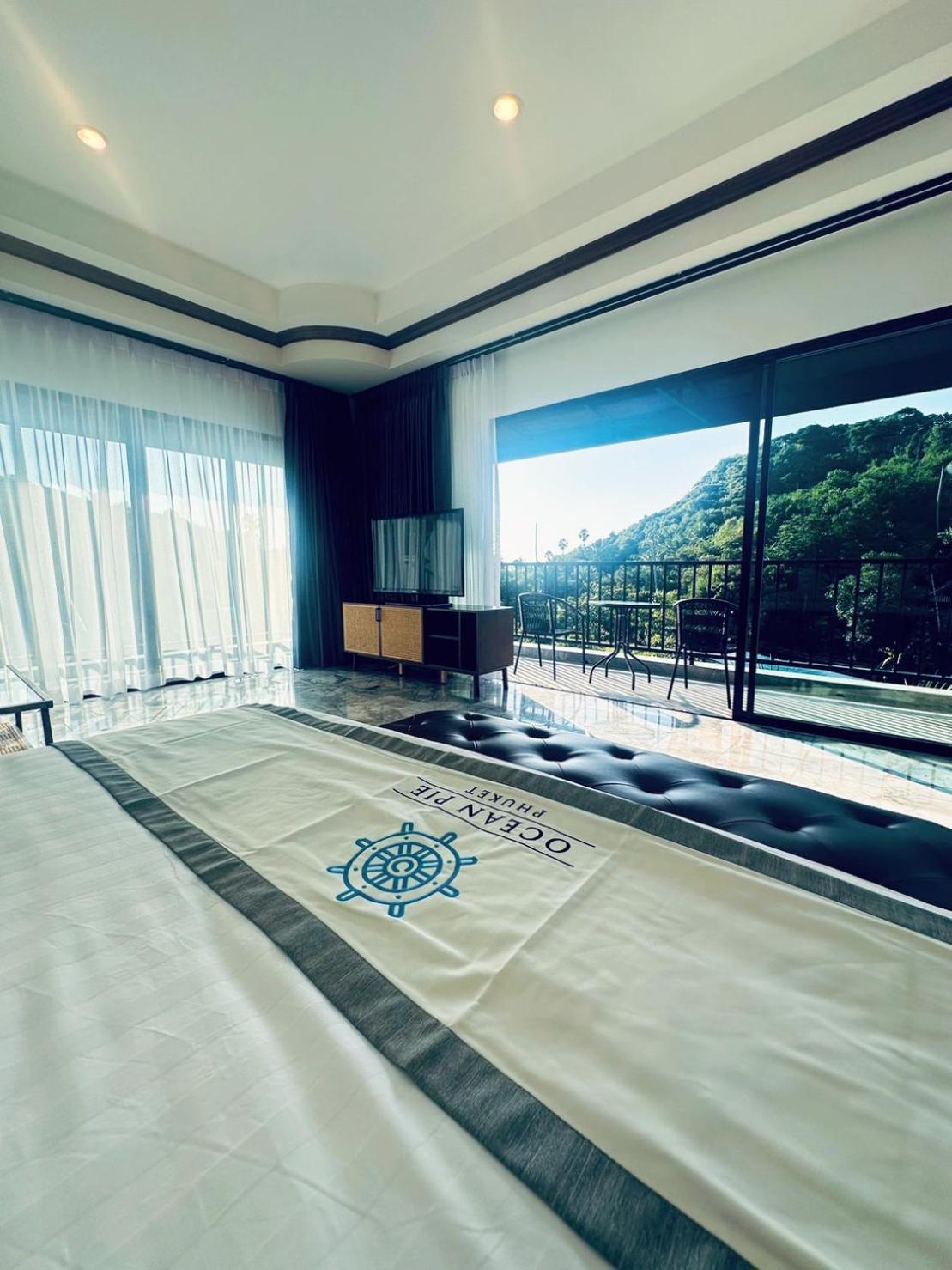 Ocean Pie Phuket - Adult Only Hotel Rawai Exterior photo