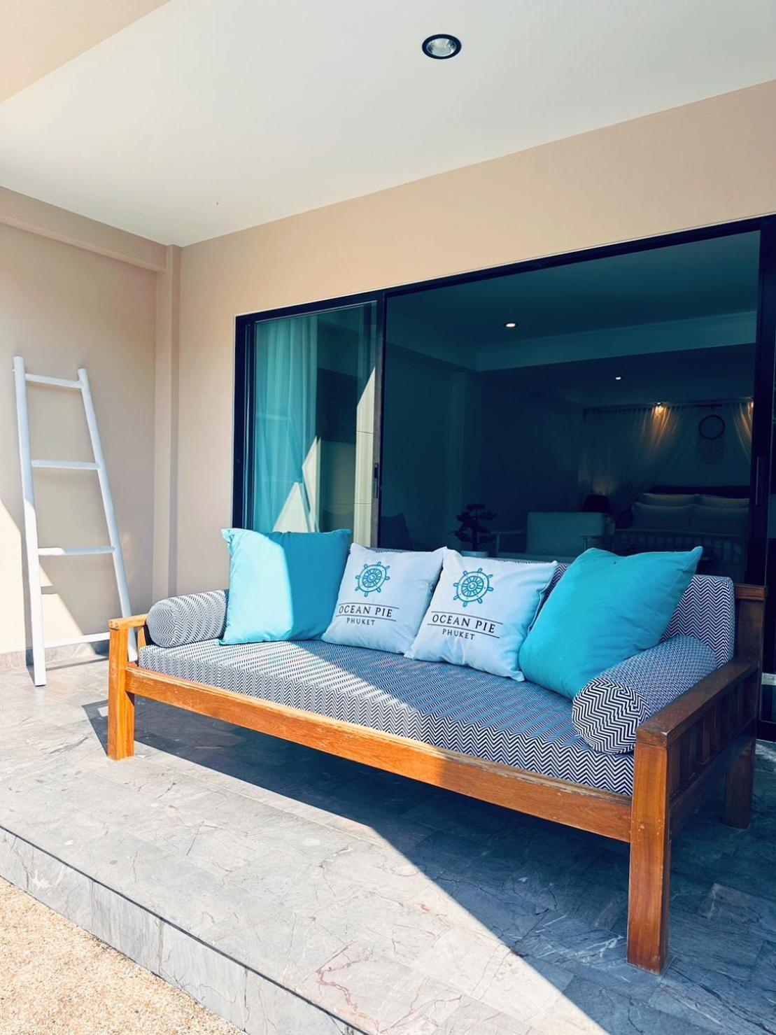 Ocean Pie Phuket - Adult Only Hotel Rawai Exterior photo